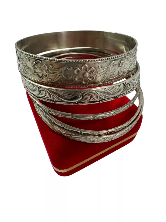 zestaw-srebrnych-bransoletek-srebro-proby-3-warmet-modlinska-1a-nowy-dwor-maz-sj