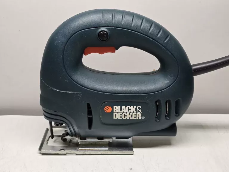 WYRZYNARKA BLACK DECKER CD301