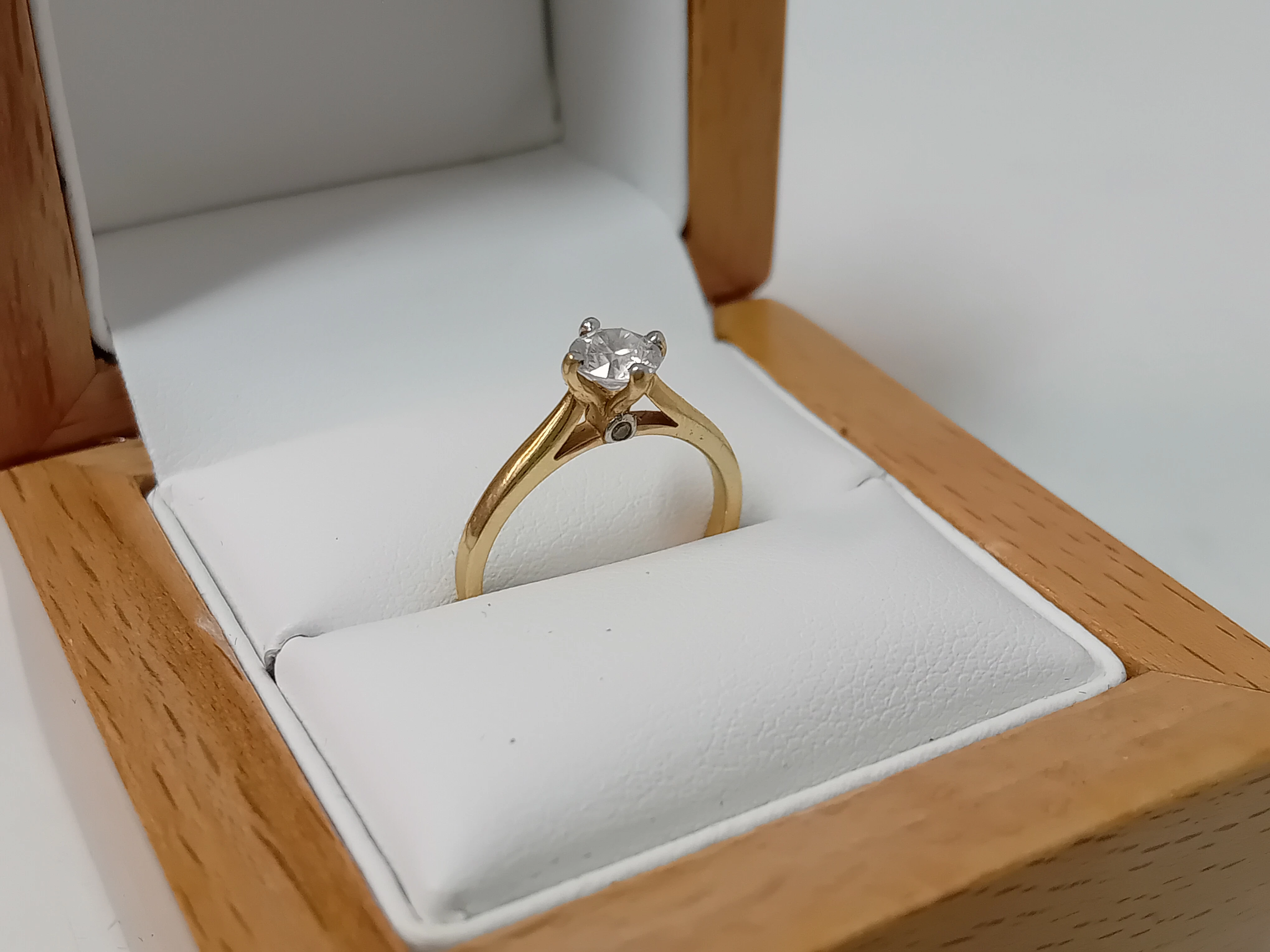 piekny-zloty-pierscionek-pr-585-195-g-roz-9-stan-11323-2