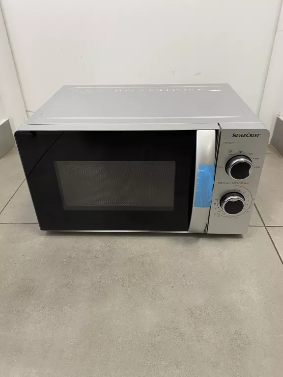 SILVERCREST KUCHENKA MIKROFALOWA 17L 700W