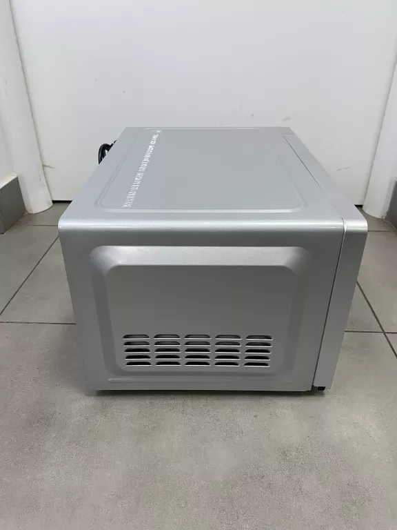 SILVERCREST KUCHENKA MIKROFALOWA 17L 700W
