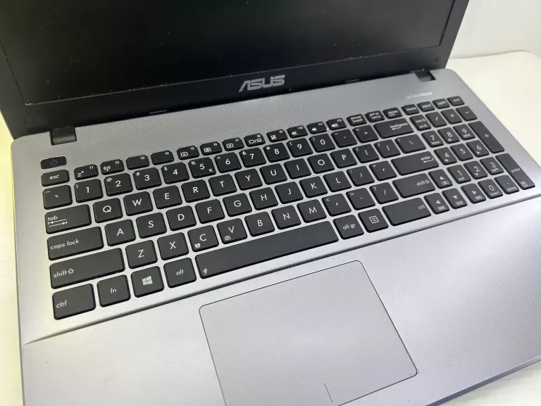 LAPTOP ASUS X550C 4/512GB/WIN8/I5 ŁAD