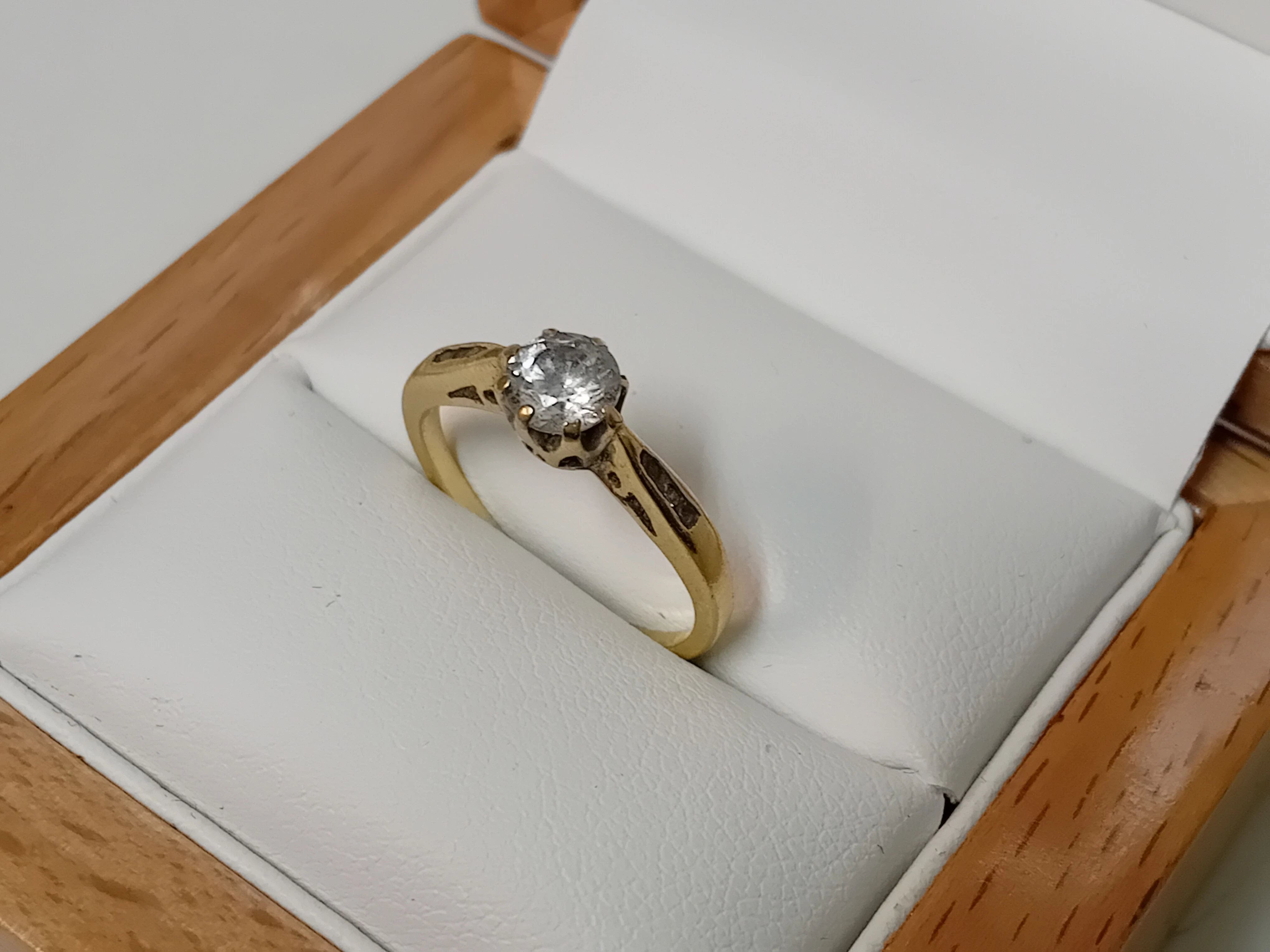 piekny-zloty-pierscionek-pr-585-198-g-roz-8-rodzaj-2205-2