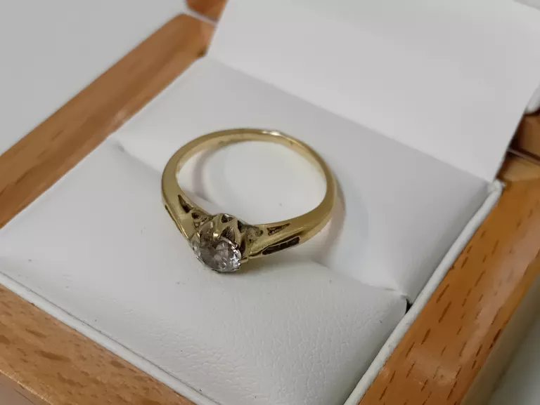 piekny-zloty-pierscionek-pr-585-198-g-roz-8-rozmiarsrednica-wew-mm-372-16