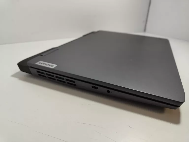 LAPTOP LENOVO LOQ 15 RYZEN 5  16GB 512SSD RTX 4050 W11P