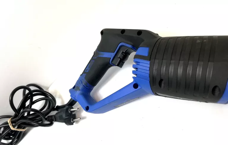PIŁA SZABLASTA LUX TOOLS MODEL E-SBS-21 O MOCY 900 WAT