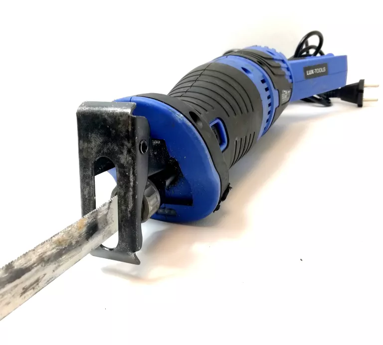PIŁA SZABLASTA LUX TOOLS MODEL E-SBS-21 O MOCY 900 WAT