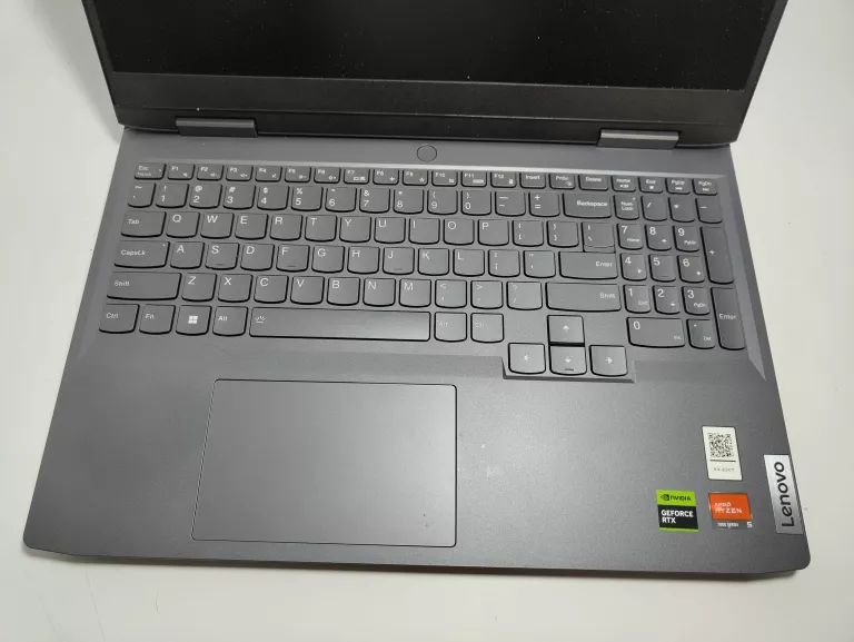 LAPTOP LENOVO LOQ 15 RYZEN 5  16GB 512SSD RTX 4050 W11P