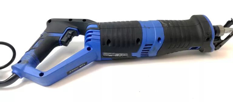 PIŁA SZABLASTA LUX TOOLS MODEL E-SBS-21 O MOCY 900 WAT