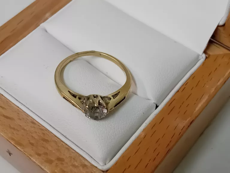 piekny-zloty-pierscionek-pr-585-198-g-roz-8-material-15835-2