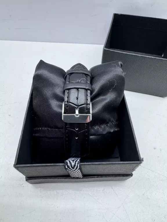 christian-lacroix-zegarek-meski-stan-11323-238058