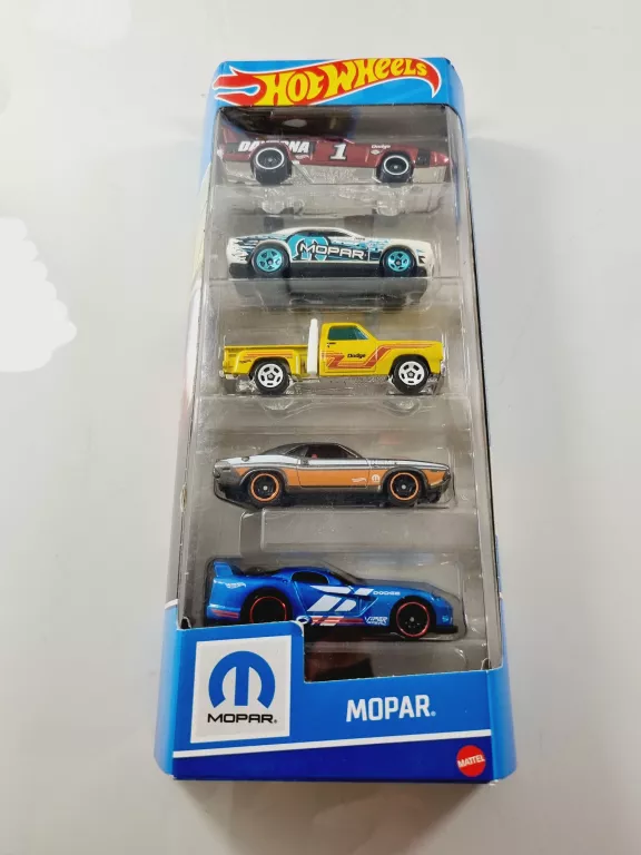 AUTA HOT WHEELS 5SZT RÓŻNE RODZAJE