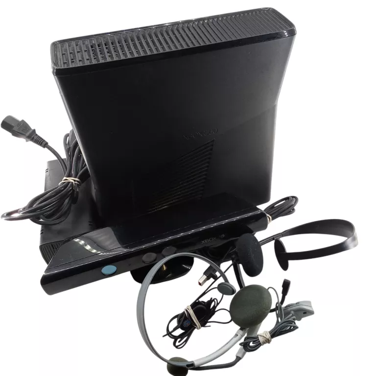 KONSOLA XBOX 360 ZESTAW OPIS