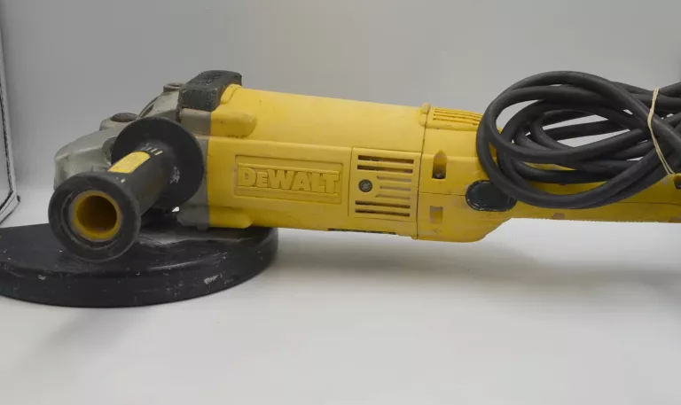 SZLIFIERKA DEWALT D28432C QS