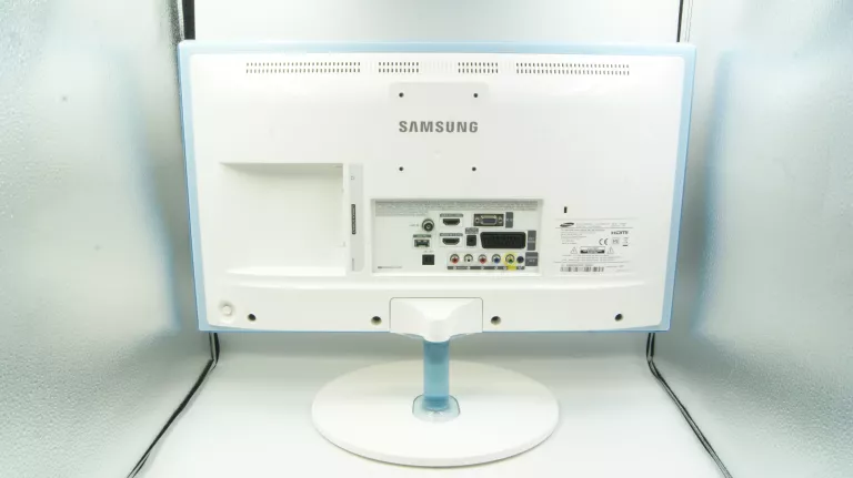 MONITOR TELEWIZOR TV SAMSUNG T24D391 +PILOT BIAŁY