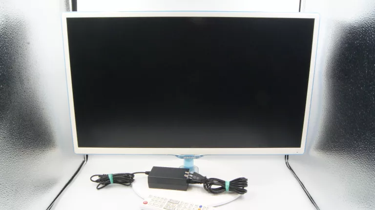 MONITOR TELEWIZOR TV SAMSUNG T24D391 +PILOT BIAŁY