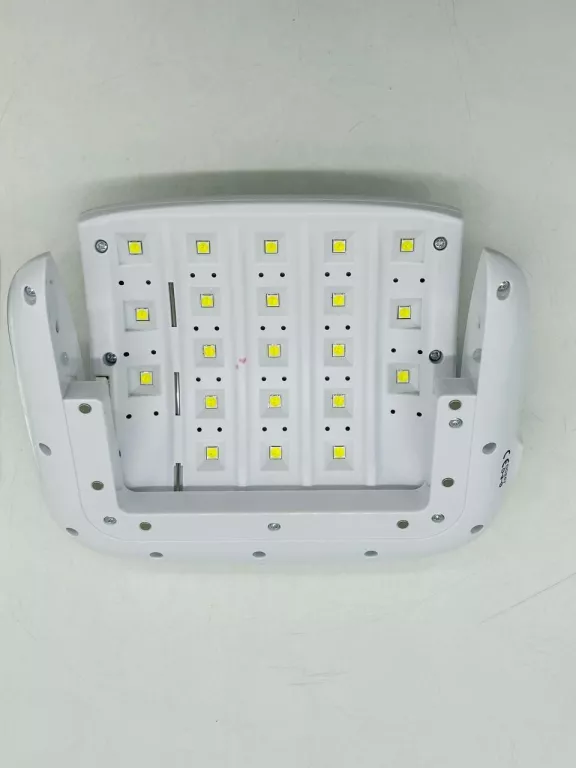 LAMPA UV DO PAZNOKCI LEONAIL FUTURO TOUCH 22W