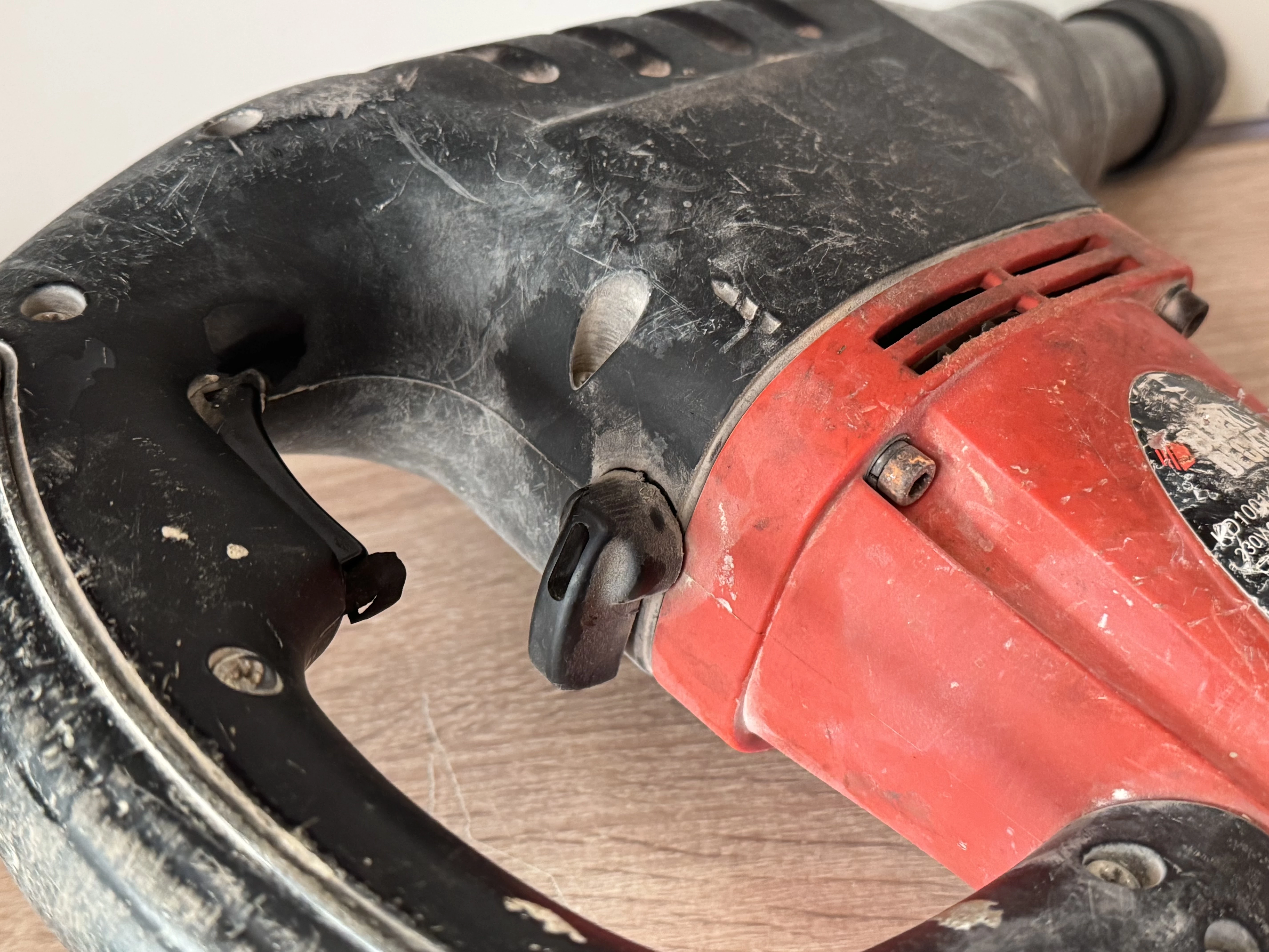 mlotowiertarka-black-decker-kd1001k-marka-128608-1837655