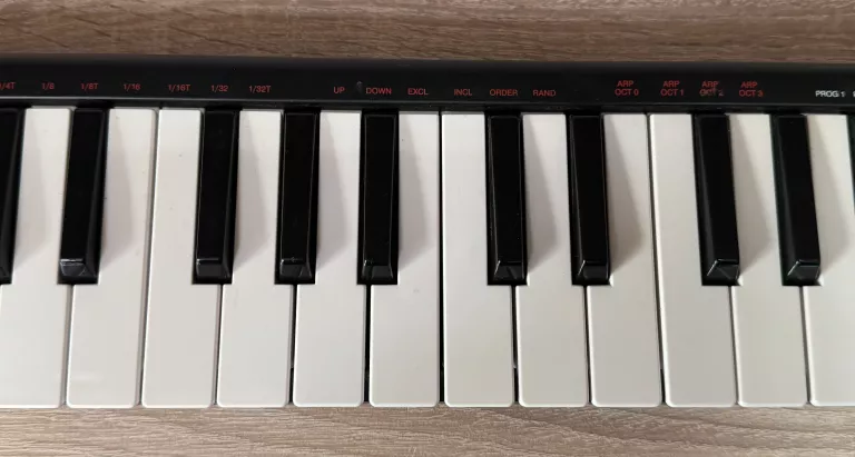 KLAWIATURA MIDI AKAI LPK25