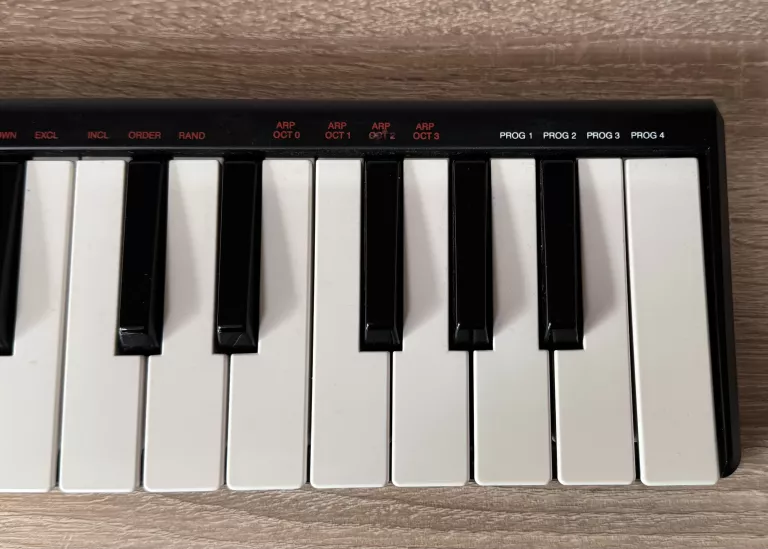 KLAWIATURA MIDI AKAI LPK25