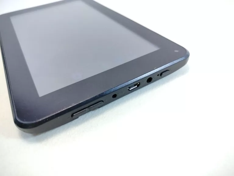 TABLET TABLET LIVECORE 7041 BN