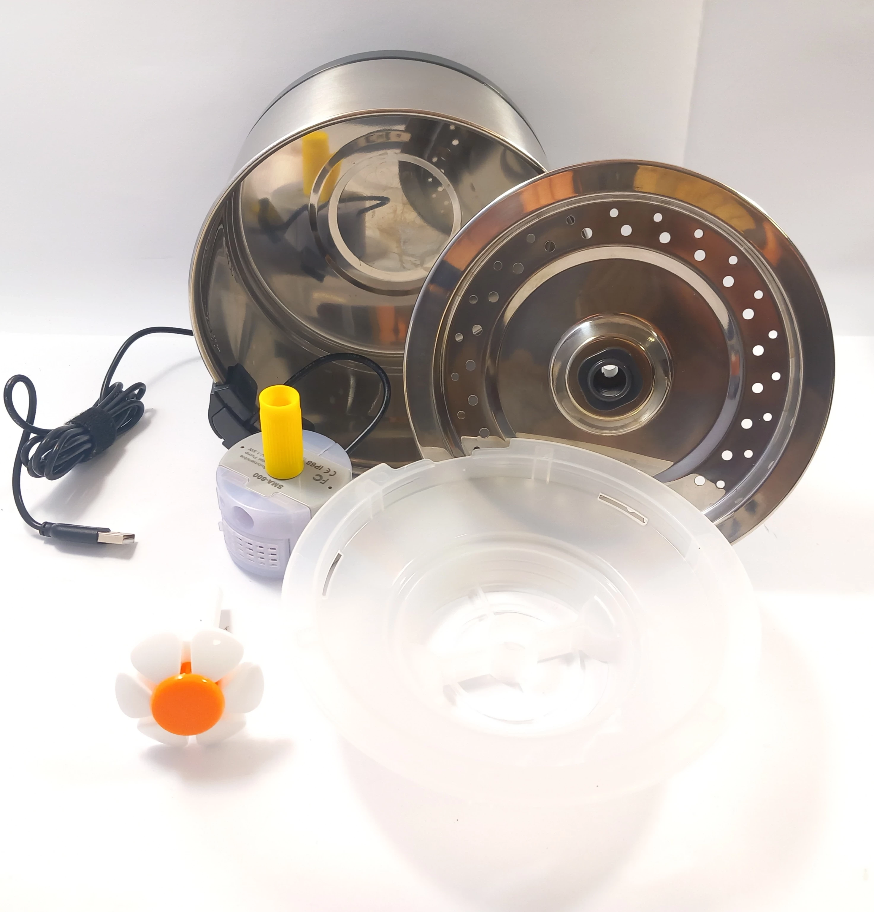 fontanna-poidelko-dla-kotapsa-podswietlana-ean-gtin-5010993644988