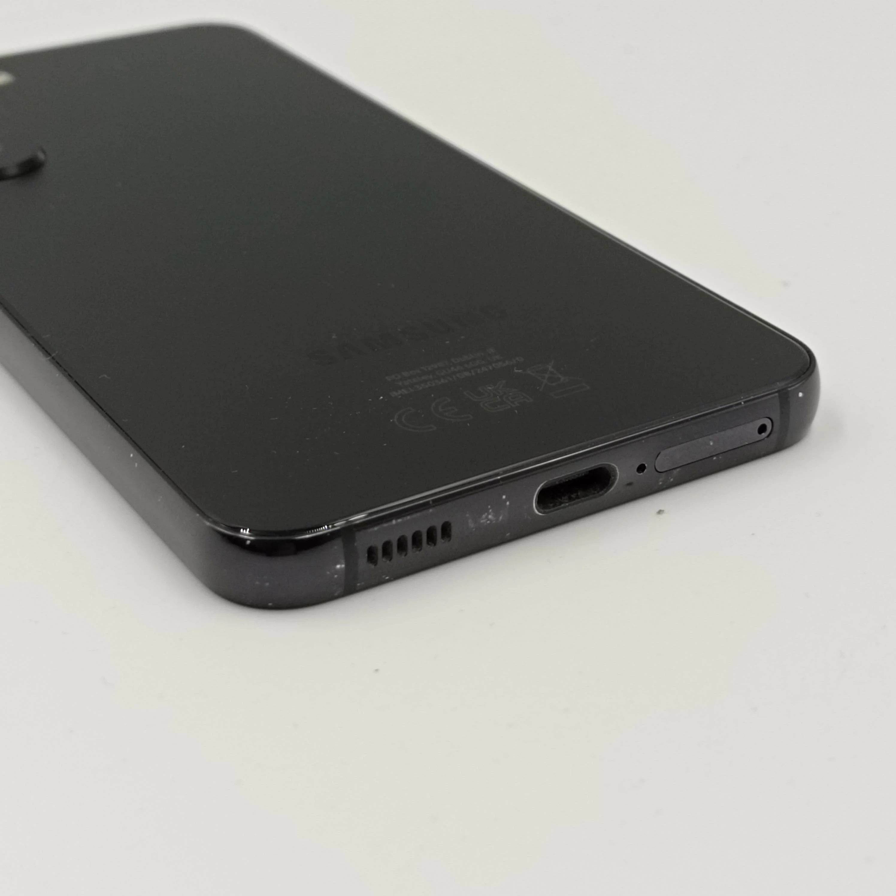 samsung-galaxy-s22-opis-at-orange-na-export-kod-producenta-sm-s901bzkdeue