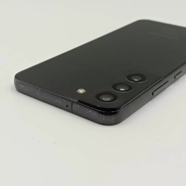 samsung-galaxy-s22-opis-at-orange-na-export-typ-202685-212929