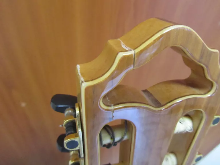 GITARA KLASYCZNA HÖFNER HM87-SE