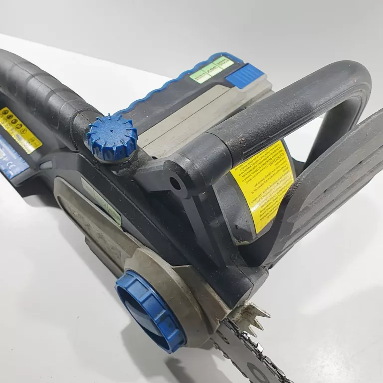 pilarka-akumulatorowa-macallister-mcs3635-li-aku-lad-napiecie-akumulatora-1800