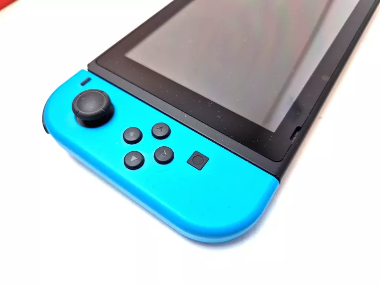 KONSOLA NINTENDO SWITCH + GRA + GWAR MEDIA EXPERT