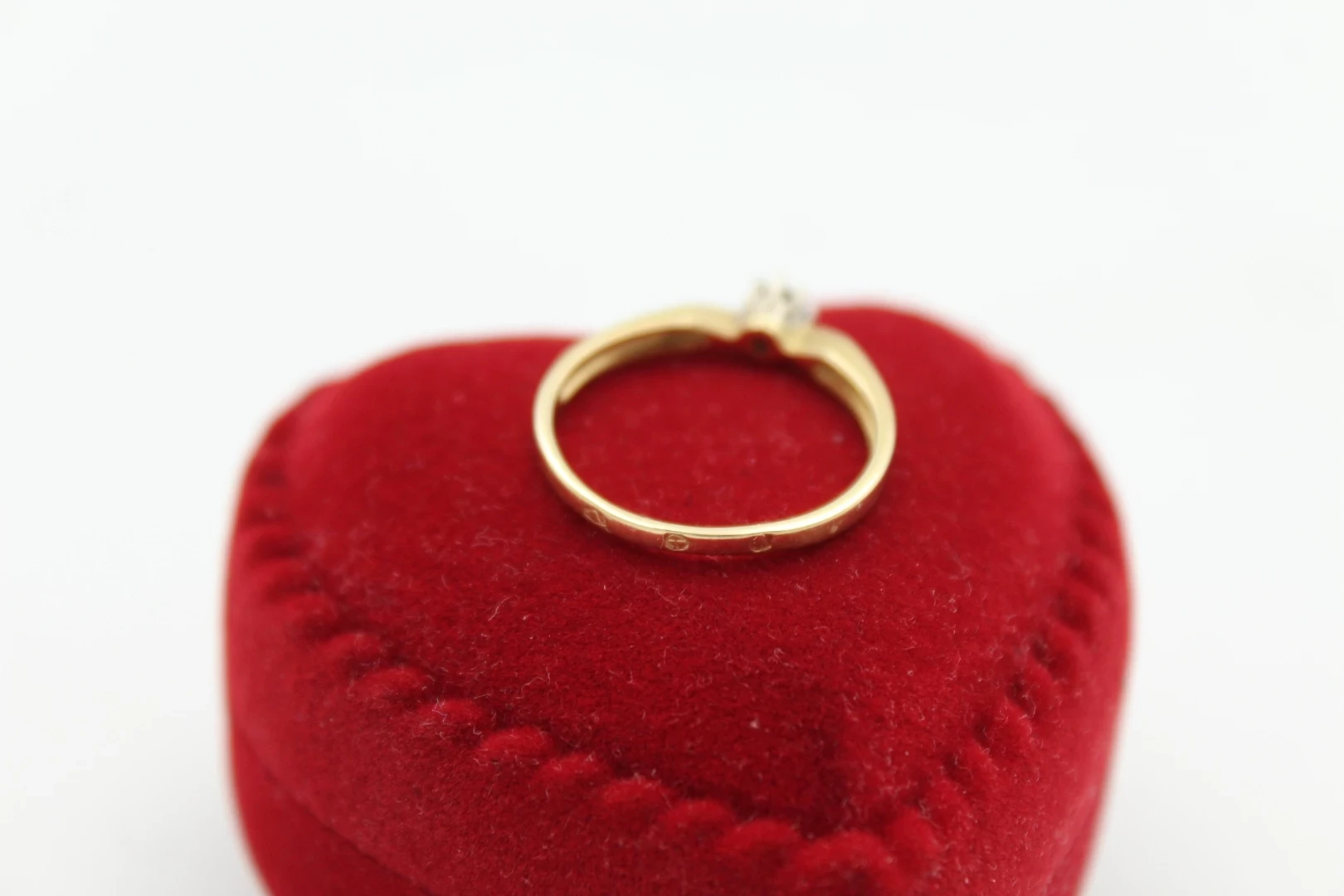 sliczny-zloty-pierscionek-zareczynowy-585-apart-diament-brylant-01ct-kamien-17088-8