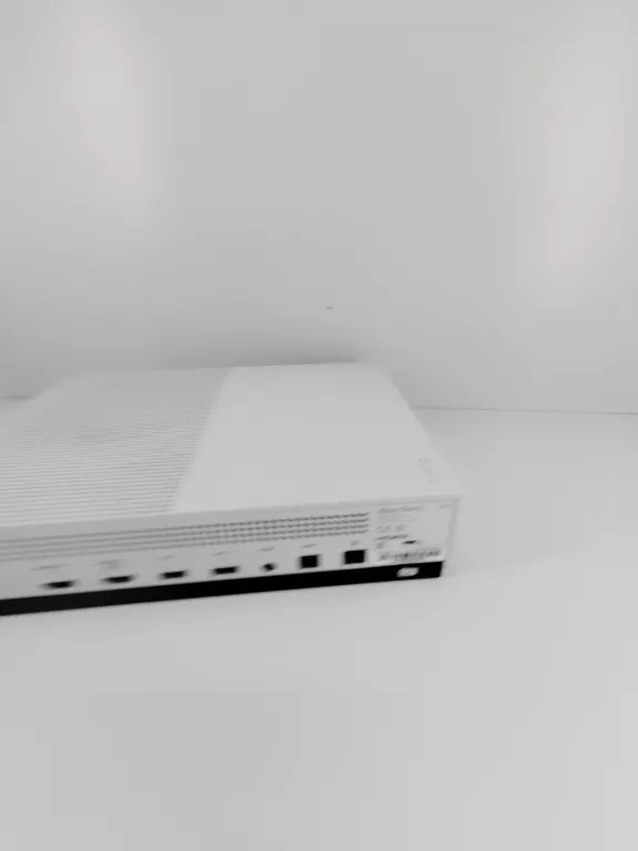 KONSOLA XBOX ONE S 500 GB BIAŁY