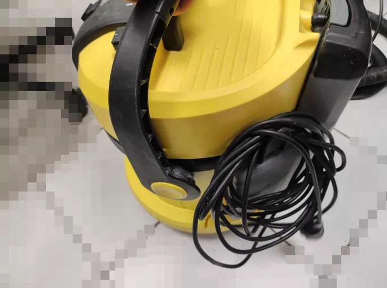 ODKURZACZ PIORĄCY KARCHER SE 4001 ZESTAW