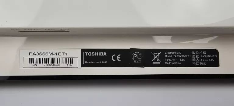 RAMKA CYFROWA TOSHIBA GIGAFRAME L80 8,4" KOMPLET