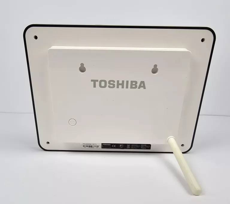RAMKA CYFROWA TOSHIBA GIGAFRAME L80 8,4" KOMPLET