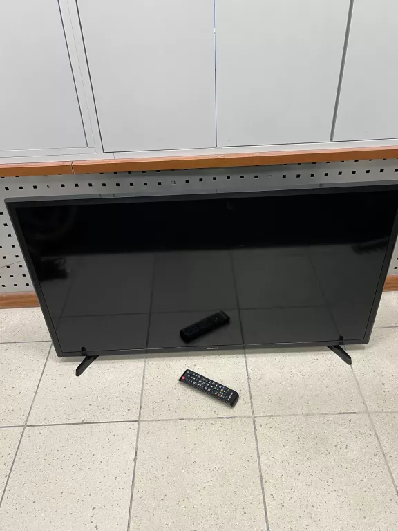 TV SAMSUNG UE40J5200AW