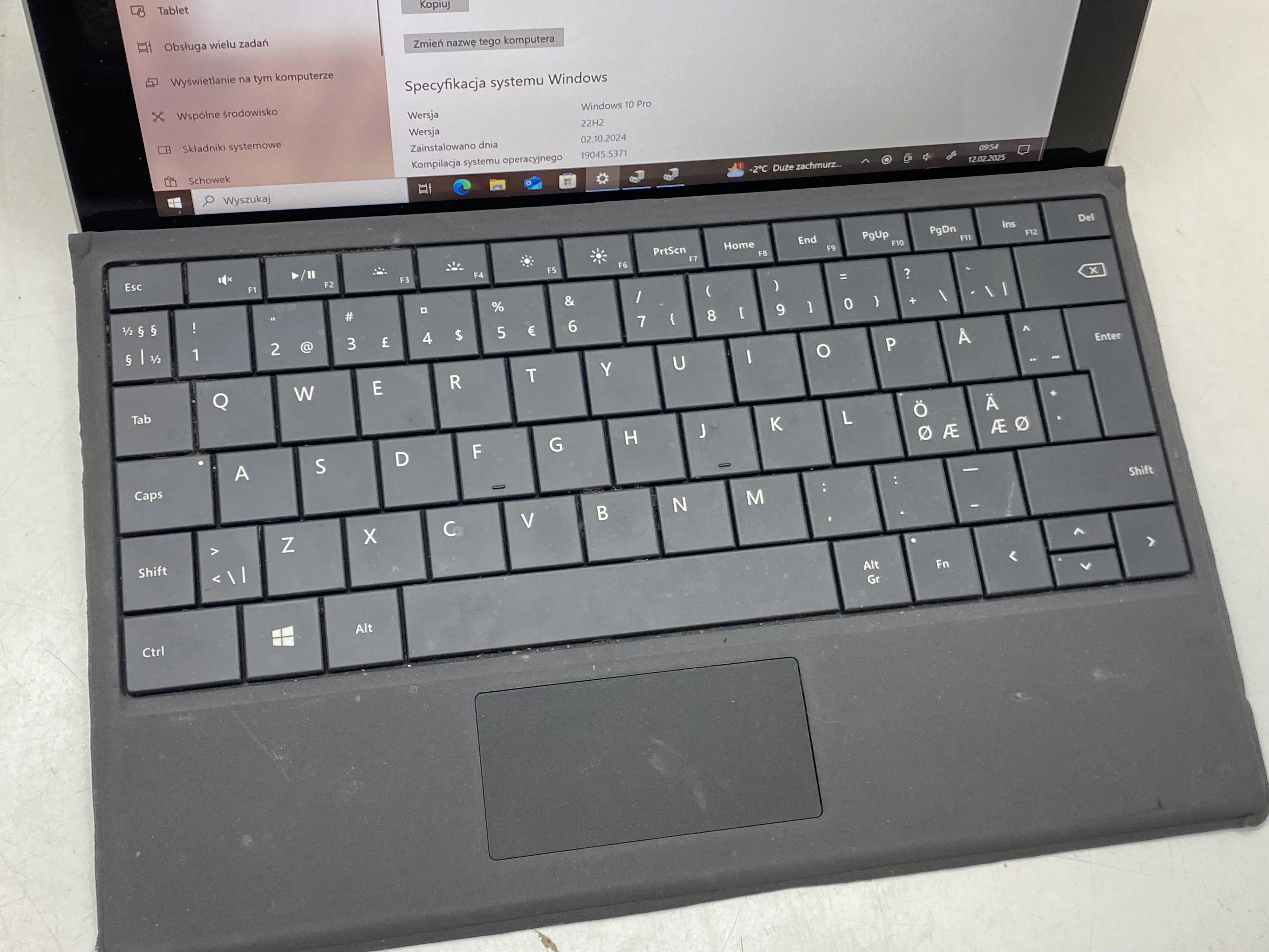 laptop-microsoft-surface-3-1645-108-intel-atom-x-4-gb-64-gb-srebrny-stan-11323-2