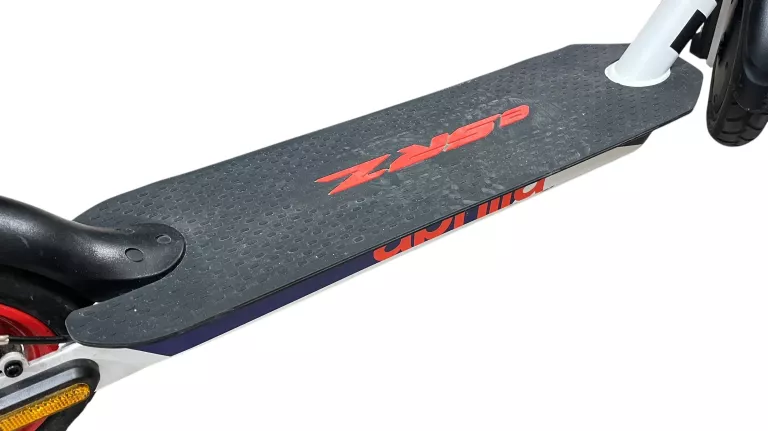 aprilia-e-srz-20kmh-do-20km-300w-kierunkowskazy-gwarancja-cechy-dodatkowe-227029-32