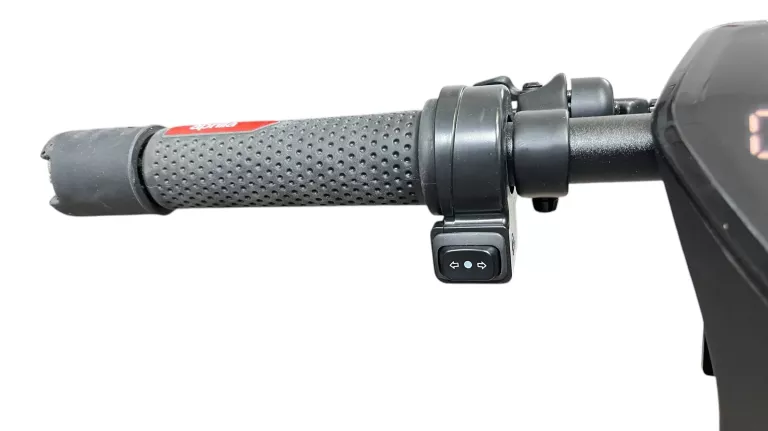 aprilia-e-srz-20kmh-do-20km-300w-kierunkowskazy-gwarancja-waga-1400