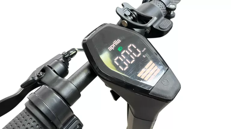 APRILIA E-SRZ 20KM/H DO 20KM  300W  KIERUNKOWSKAZY GWARANCJA