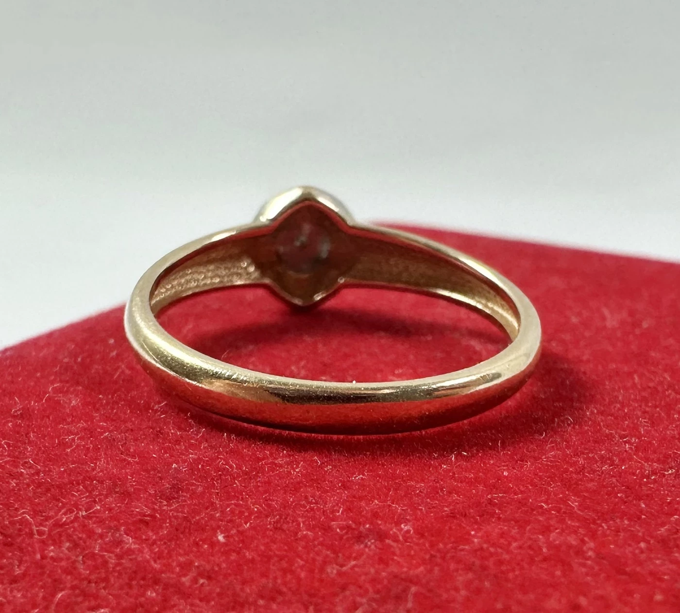 sliczny-zloty-pierscionek-proby-585-r-12-155g-kamien-17088-128