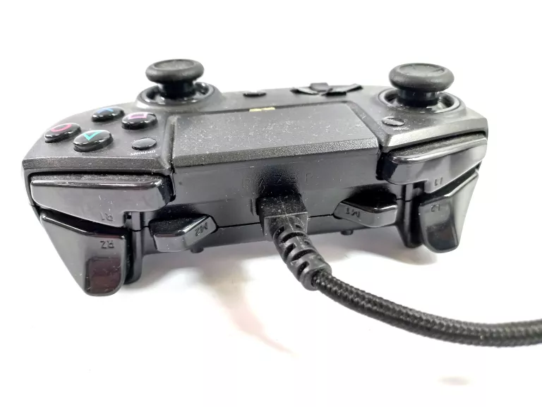 pad-bezprzewodowy-razer-raiju-tournament-edition-rz06-sposob-podlaczenia-210654-2