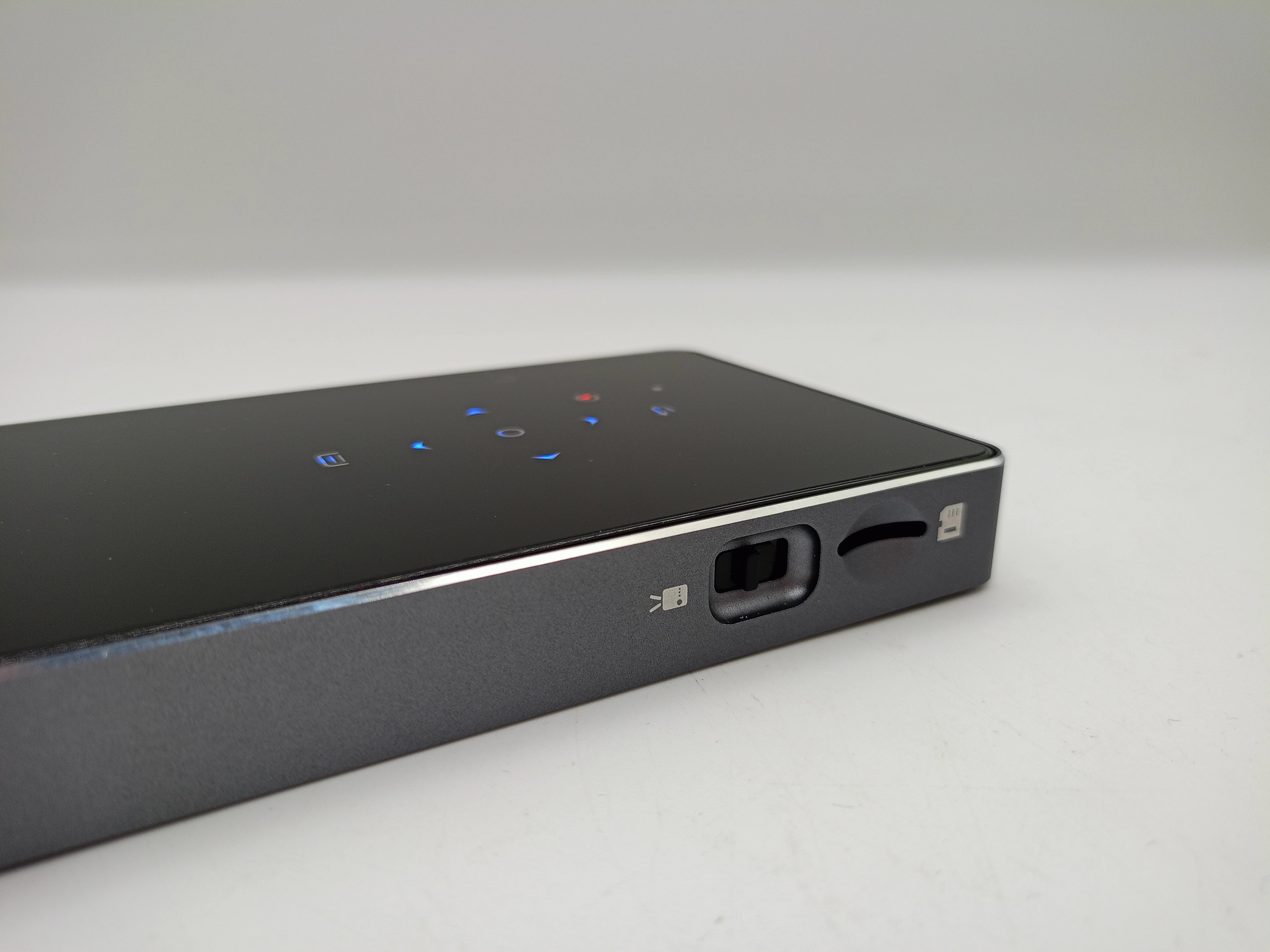 projektor-byintek-ufo-p9-zobacz-model-x25