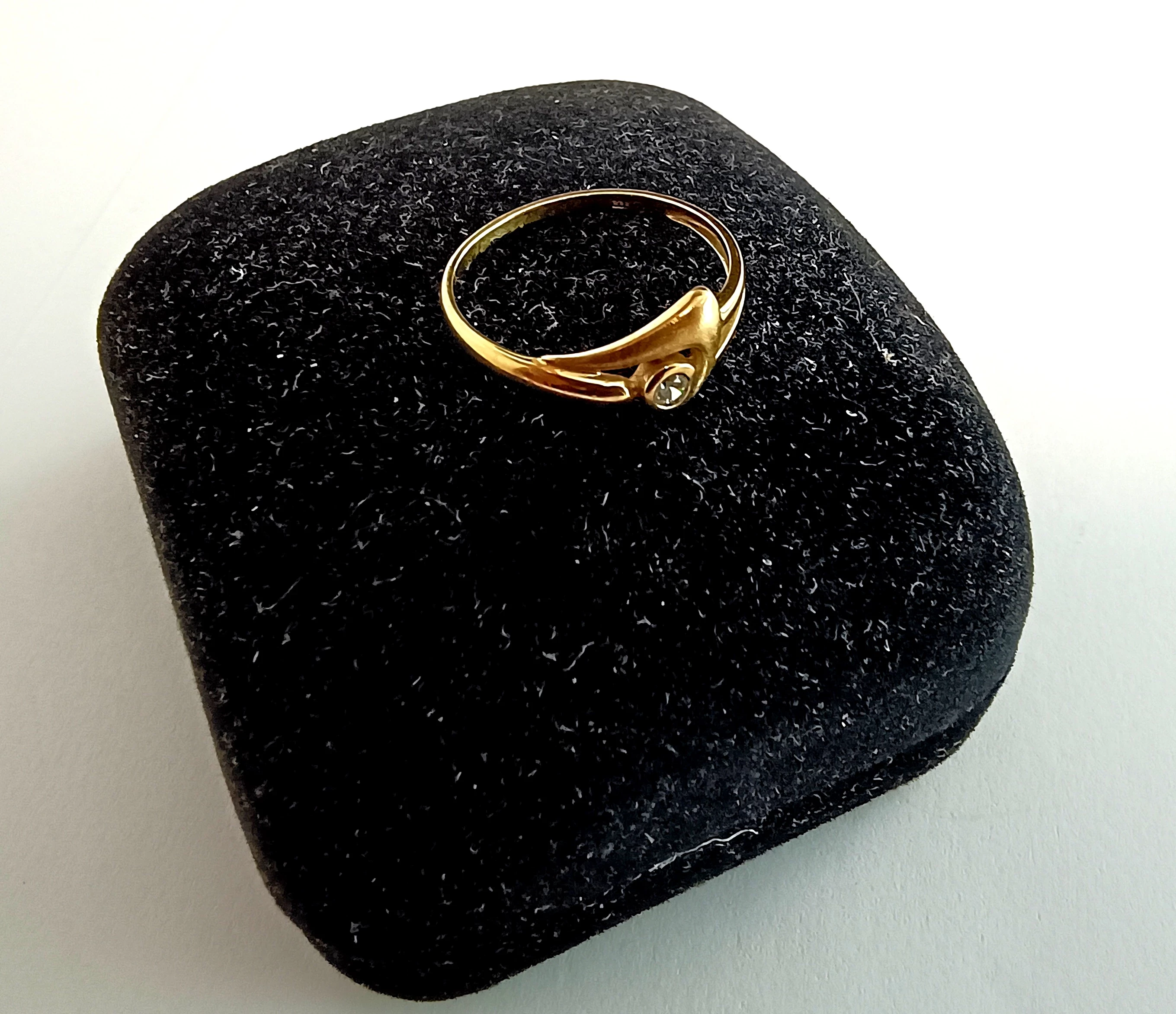 zloty-pierscionek-333-090g-r10-aleja-jana-pawla-ii-9b-reda