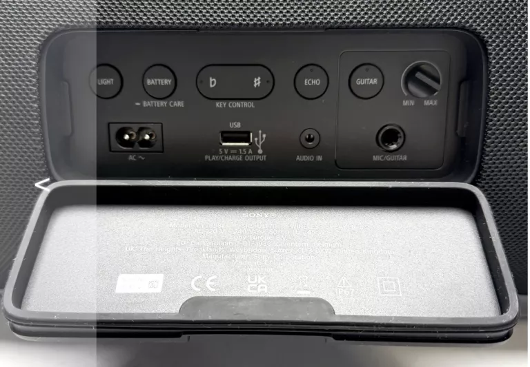 GLOSNIK SONY ULT FIELD 7 KOMPLET