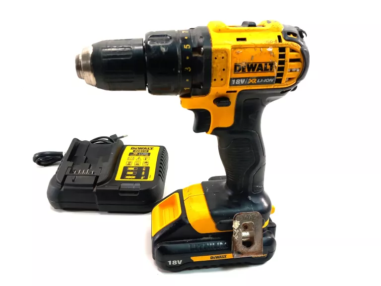 WKRĘTARKA DEWALT DCD 780 Z AKUMULATOREM I ŁADOWARKA