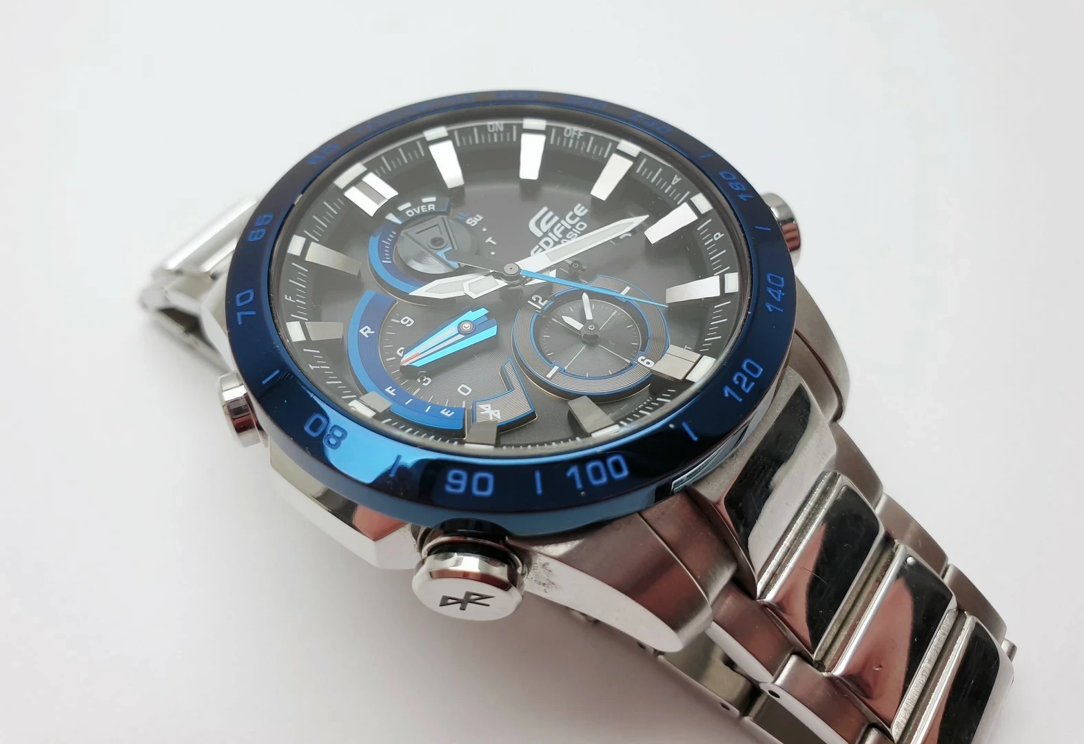 zegarek-casio-edifice-eqb-800-bluetooth-solar-plec-15851-2