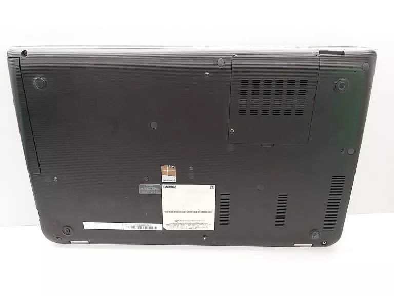 LAPTOP TOSHIBA SATELLITE P55-A 6 GB/700 GB/ INTEL I5 /WIN 8