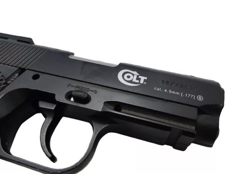 WIATRÓWKA PISTOLET COLT DEFENDER 4,5 MM